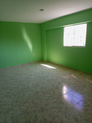 Imagen 5 de 13 de Amplio Apartamento Centrico A Estrenar