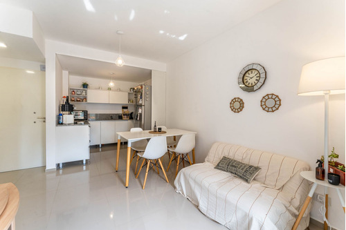 Departamento 3 Amb Balcón Y Parrilla. Amenities