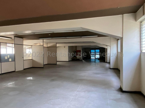 Imagen 14 de 25 de Edificio En Venta La Urbina Jesús Enrique Díaz 22-22676 Caracas