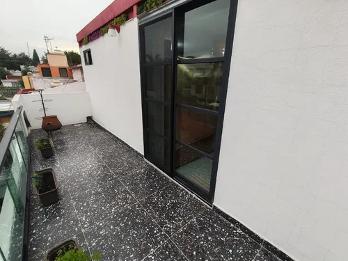 Casa Sola Con Departamento Independiente A Un Costado De Uvm Coyoacán