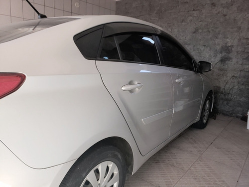 Hyundai Hb20s 2015 1.6 Comfort Plus Flex 4p