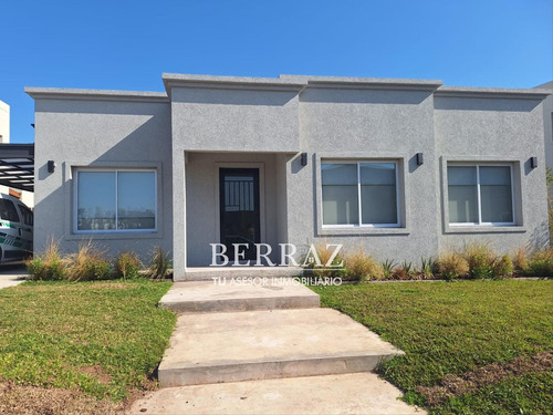 Casa Venta 6 Ambientes En Santa Elisa Pilar Del Este Lote De 563 M2