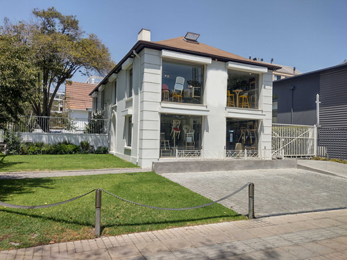 Impecable Casa Comercial - Las Condes (24432)