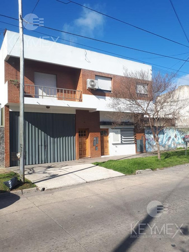 Imagen 1 de 30 de Complejo En Venta ,galpon 3 Departamentos