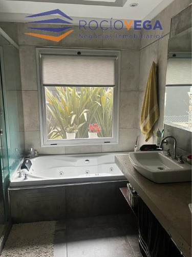 Casa En Venta En Barrio Privado Weston, Moreno