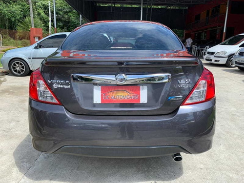 Nissan Versa 1.6 Unique Cvt
