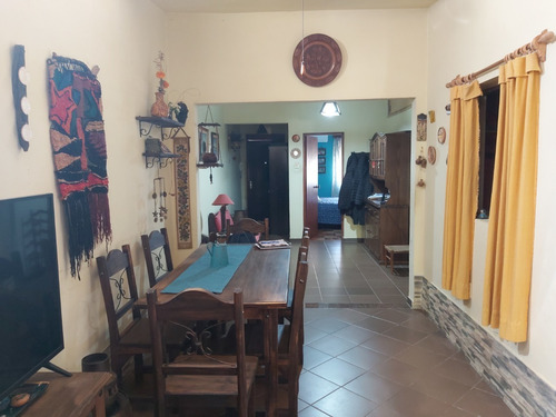 Venta De Muy Linda Casa En Villa Colón