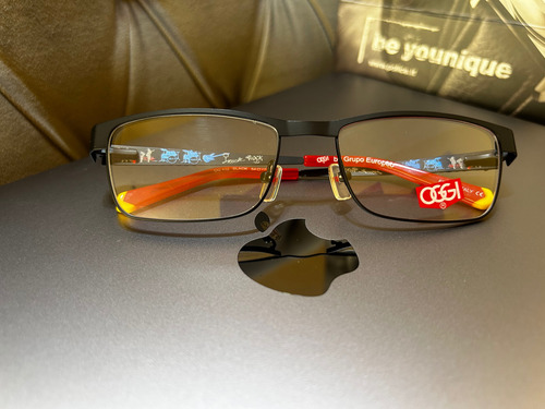 Armazón Oftálmico Oggi Original Diseño Metalico Ligero Rojo