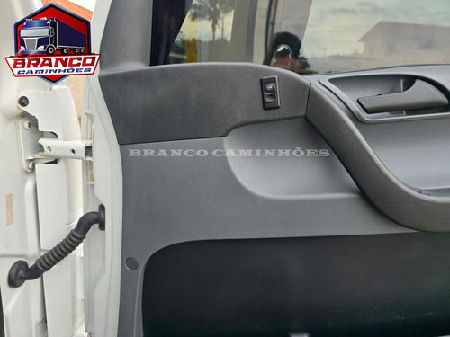 Mb Accelo 1016 Ano 2020 Completo C/apenas 240 Km Original!!!
