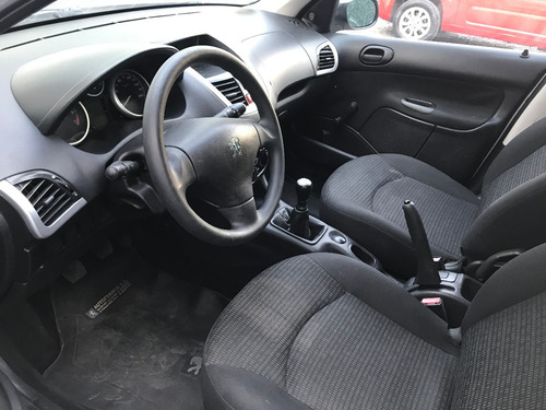 Imagen 9 de 13 de Peugeot 207 Compact Xr 1.4 5p Año 2011 - Liv Motors