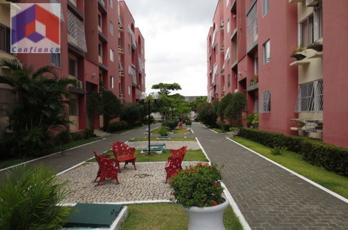 Apartamento À Venda No Tabapuá Em Caucaia/ce - 317