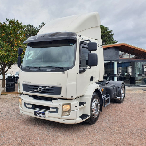 Imagem 2 de 18 de Volvo Vm330 Cavalo 4x2 Toco 2012 - Caminhão Vm 330