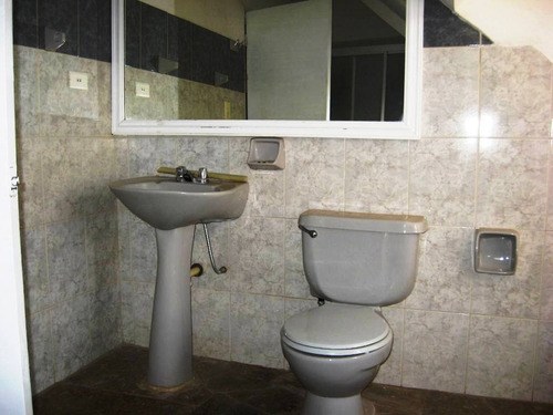 Imagen 9 de 13 de Vendo Casa Estilo Chalet En Guataparo Rp