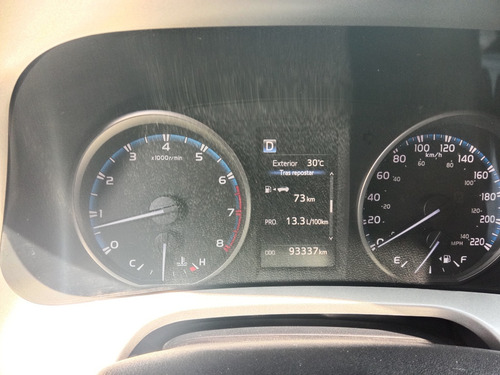 Toyota RAV4 2.5 Le At