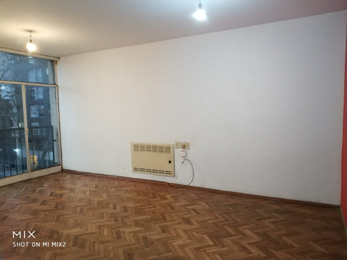 Imagen 1 de 10 de Palermo Apto 1 Dorm Venta Todo Al Frente 3º Ascensor Alquilado