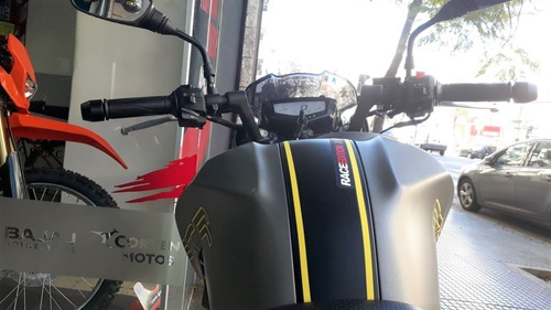 Imagen 6 de 16 de Tvs Rtr 200 4 V 0 Km 2022 Oferta Al Contado