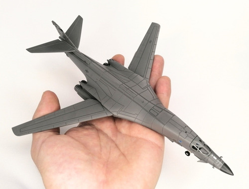 Miniatura Diecast 1/200, Rockwell B1 B Lancer, Wltk