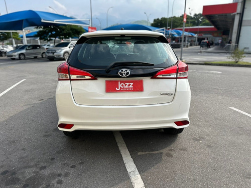 Toyota Yaris 1.3 16V FLEX XL LIVE MULTIDRIVE
