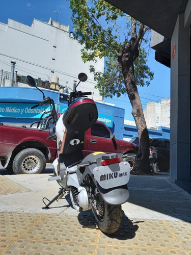 Sunra Mikuu Max 800w Litio Moto Electrica 0km Cuotas/visa M