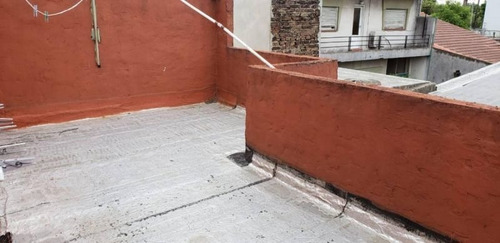 Casa 5 Ambientes Con Patio Y Cocheras