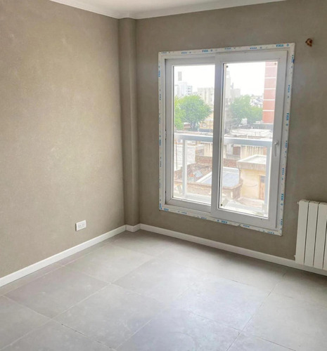 Departamento En Venta - 2 Dormitorios 2 Baños - Pergamino
