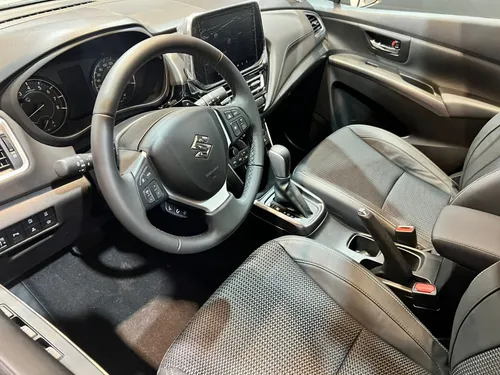 Suzuki New Scross 4x2 Automática Híbrida 2025