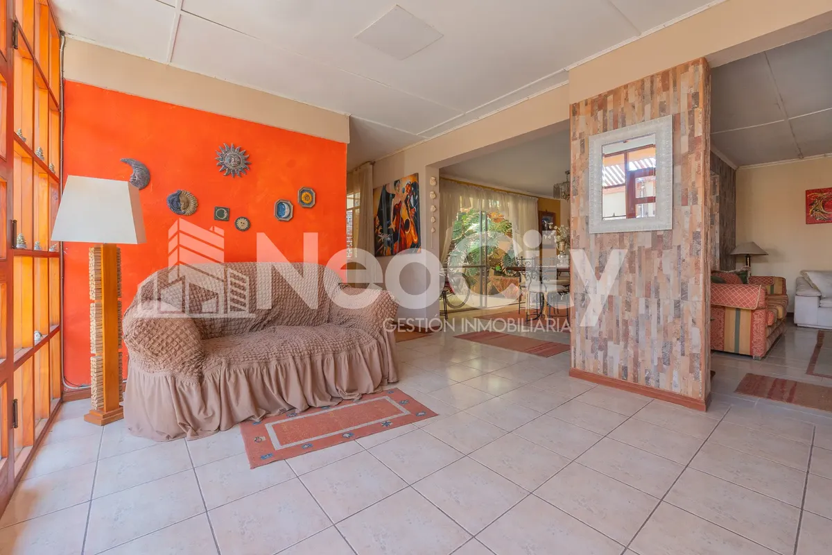 Imagen 5 de 29 de Amplia Casa En Venta En Pasaje Pedro Morán