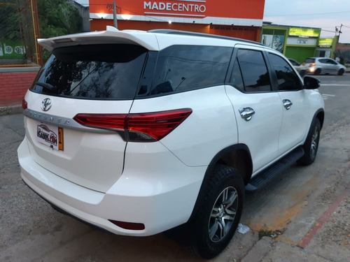 Toyota Fortuner 2.7 Md 2018 At 4x2 Gasolina