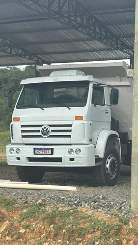 Volkswagen 26310 Caçamba