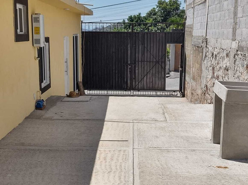 Casa En Venta En Ciudad Ayala, Morelos
