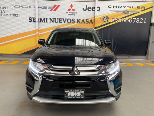 Imagen 2 de 14 de Mitsubishi Outlander 2018
