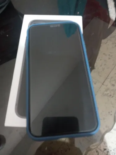 Apple iPhone 11 (128 Gb) - Negro (Usado)