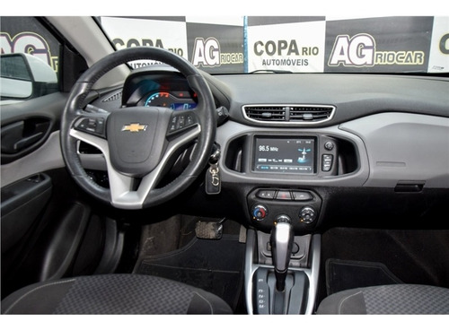 Imagem 4 de 10 de Chevrolet Onix 1.4 Mpfi Lt 8v Flex 4p Automático