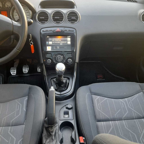Imagen 15 de 18 de Peugeot 308 2016 1.6 Allure