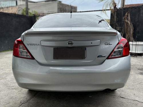 Nissan Versa 1.6 SL 16V FLEX 4P MANUAL