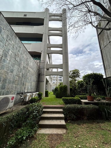 Espacio Adaptable Para Una Amplia Variedad De Usos En Santa Fe/torre 400