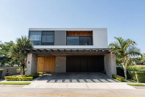 Casa En Venta En Colonia Altozano, Cuauhtémoc, Colima
