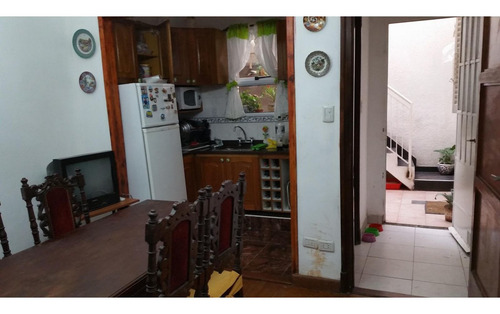 Imagen 3 de 17 de Venta De Departamento 4 Ambientes En Paternal Excelente Ph