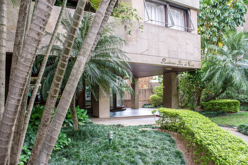 Imagem 15 de 30 de Apartamento Moinhos De Vento Porto Alegre. - 4878