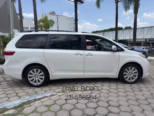 Toyota Sienna 3.5 Limited At