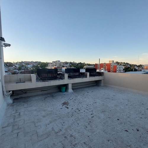 Imagen 4 de 12 de Oportunidad Departamento 1 Dorm Con Coch. Centro Carlos Paz