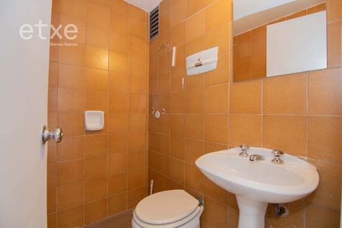 Imagen 5 de 10 de Oficina En Venta Con Garaje Y Excelente Renta 6,2% En Centro (ref: Jpd-1153)