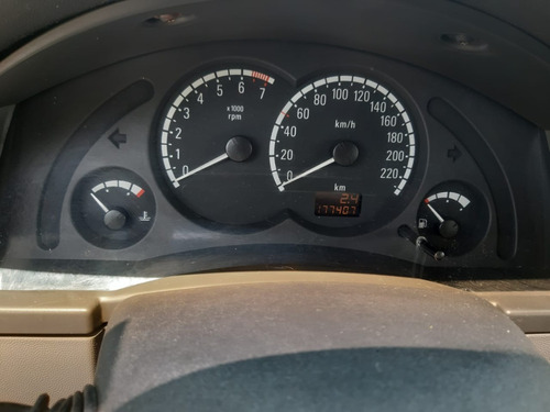 Meriva Maxx 1.8 Flex - 2006 - Completa - Preta
