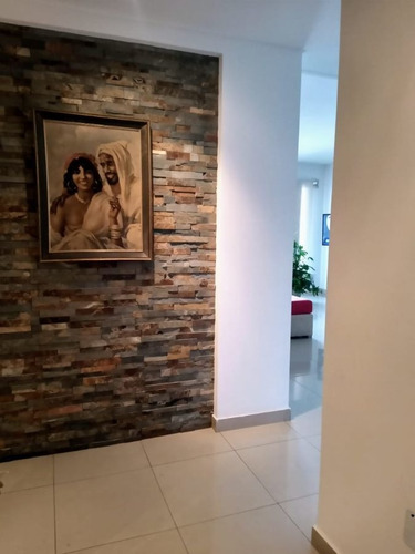 Imagen 3 de 13 de Departamento En Venta De 3 Ambientes C/ Cochera En Monte Grande