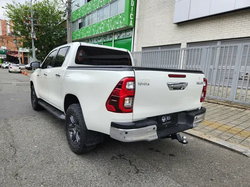 Toyota Hilux 2.4 Diésel 4X4