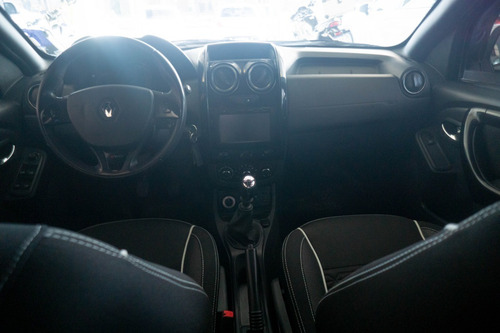 Imagen 5 de 8 de Duster Oroch Outsider Plus 2.0 4x4