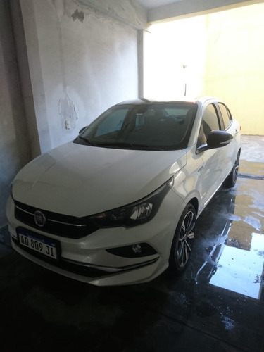 Fiat Cronos 1.8 Precision Pack Premium