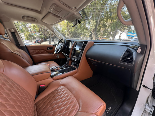 Infiniti QX80 5.6l Perfection 8 Pasajeros At