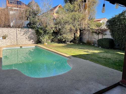 Gran Terreno. Condominio. 4 Dorm. Piscina Y Quincho.
