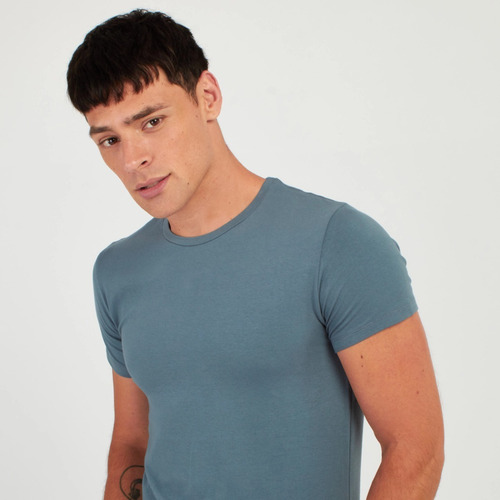 Imagen 2 de 4 de Remera Kevingston Munich Elastizada Manga Corta Slim Fit